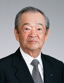 写真 コスメトロジー研究振興財団理事長 小林保清